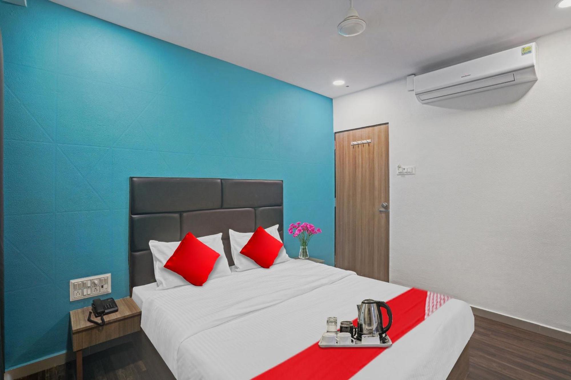 Hotel O Infinity Сурат Экстерьер фото