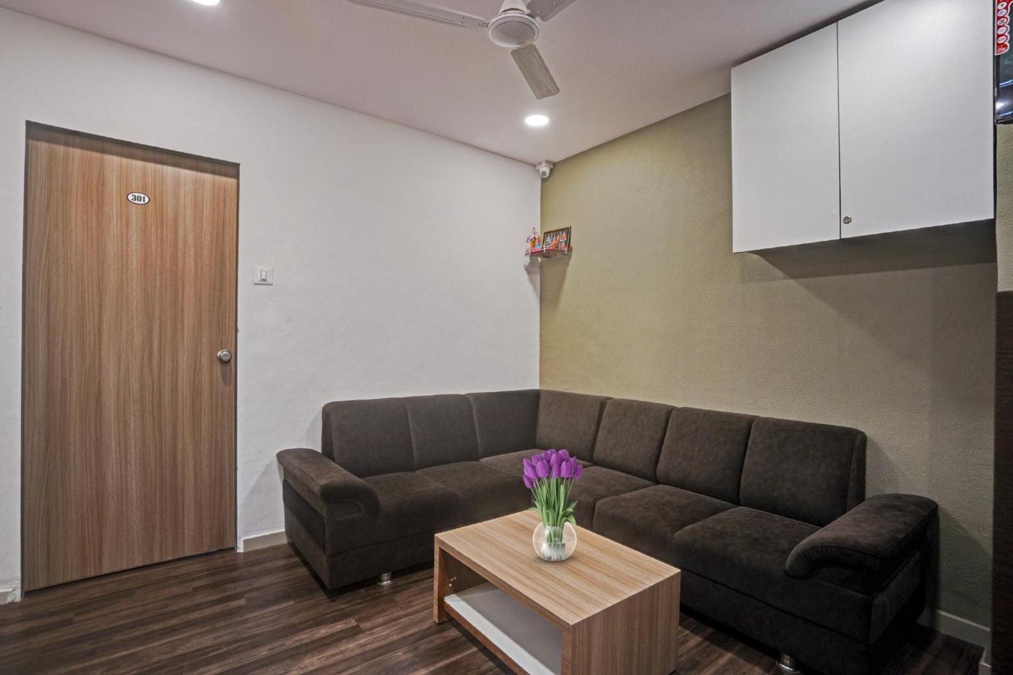 Hotel O Infinity Сурат Экстерьер фото
