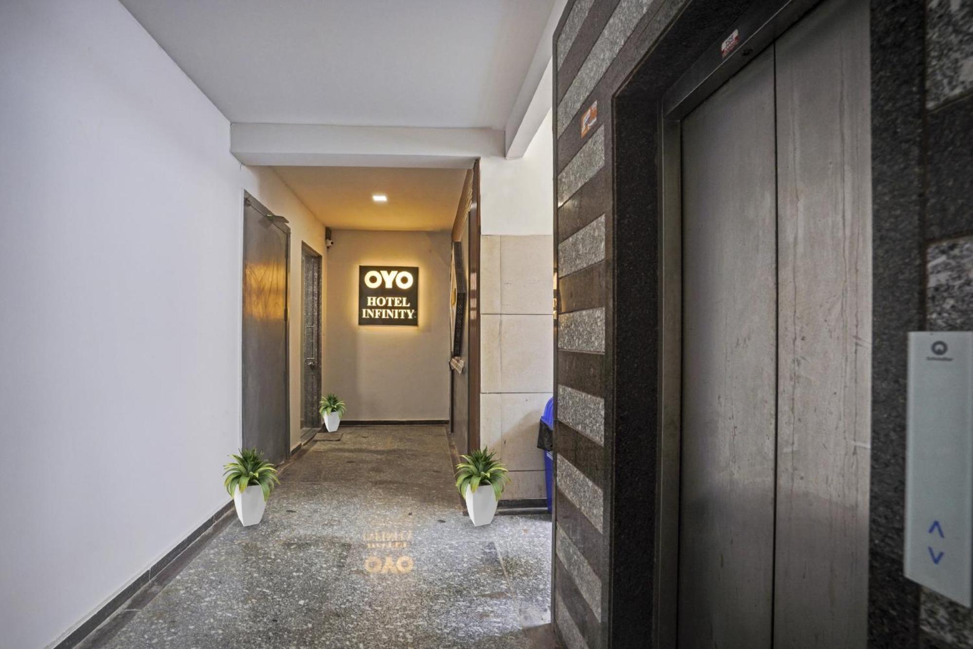 Hotel O Infinity Сурат Экстерьер фото